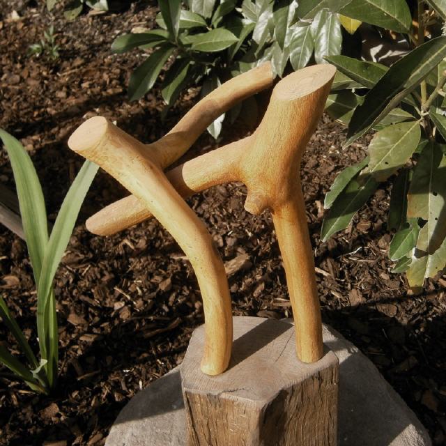 Dancing Stars #1 / 2016 / Holz / H29 cm + Sockel 24 cm