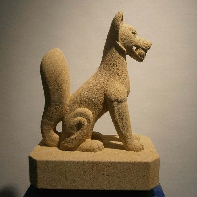Inari-Fuchs / Sandstein / H60 cm